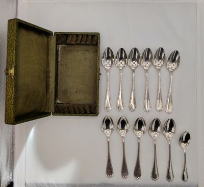 Coffret de 11 petites cuillères CHRISTOFLE en métal argenté …