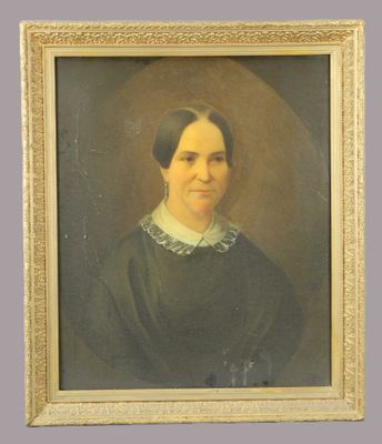 un tableau représentant une femme en robe noire avec un col blanc