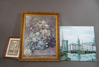 une photo d'un tableau et une photo d'un vase de fleurs accrochés au mur