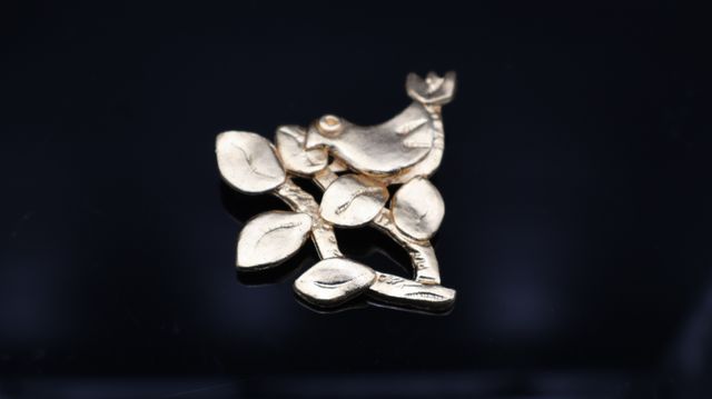 CELINE – Broche T. Saxe « oiseau »