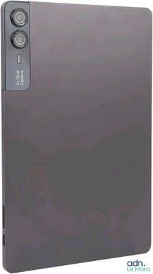 un gros plan d'un téléphone portable équipé d'un appareil photo