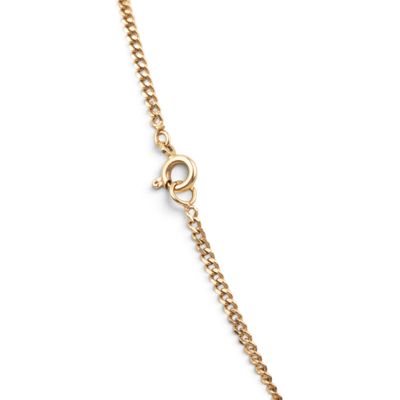 une chaîne en or avec un pendentif en forme de cœur