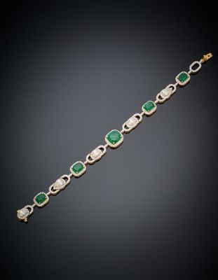 un bracelet d'émeraudes et de diamants