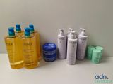 de nombreux types de produits de soins de la peau sur la table