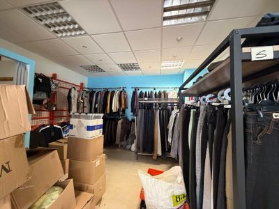 Stock de vêtements d'occasion - 4000 pièces diversifiées pour homme, femme et enfant
