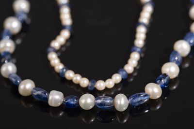 Parure en perles de saphir et de culture, fermoir or 750/100…