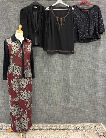 JACQUELINE RIU – Lot de 2 vestes, 1 top sans manches et 1 ensembl...