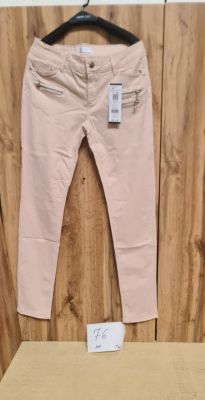 Lot de 30 pantalons femme Cache Cache ? Coupe slim rose poud…