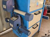 an image of a machine that is sitting in a garage