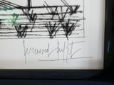 une photo d'une photo d'un dessin sur une feuille de papier