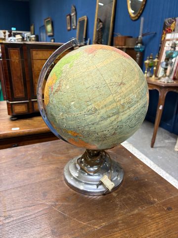 PERRINA - Globe terrestre en verre soufflé et lithographié à mont