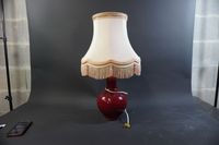CHINE, Importante lampe de salon de forme vase globulaire à …