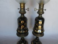Paire de lampes à pétrole en verre doré à pans à décor de pa… (photo 3)