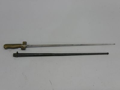 Baïonnette Lebel 1886/15. Poignée en laiton , lame propre, r… - Photo 1