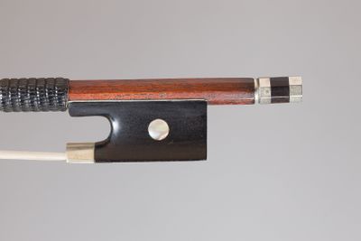 Archet de violon de Charles-Louis BAZIN , fait vers 1940, si…