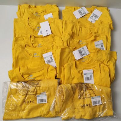 Lot de 12 tee-shirts NIKE, T.XS - NEUFS - TVA Récupérable - Ce lot che - Photo 1