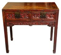 Table-console en bois sculpté à décor de personnages Asiatiq…