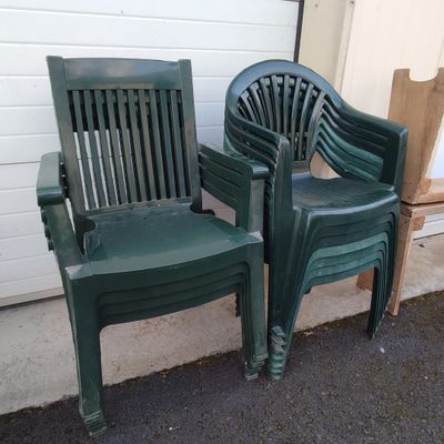 11 fauteuils de jardin