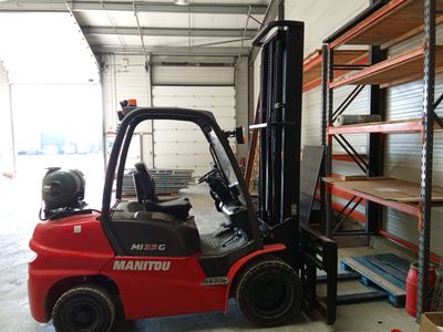 Chariot élévateur MANITOU MI35G à gaz - 4505 heures.