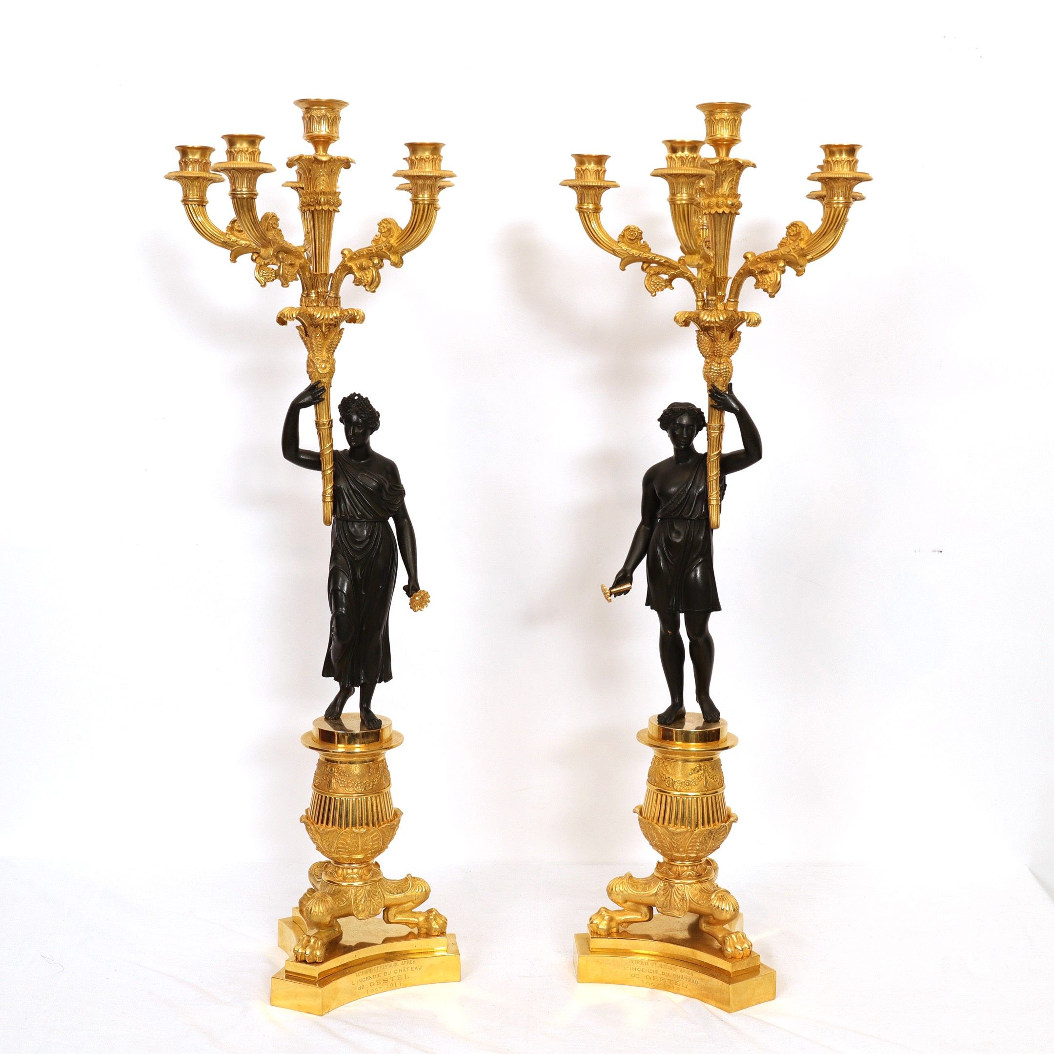 Objets d'art & Curiosités