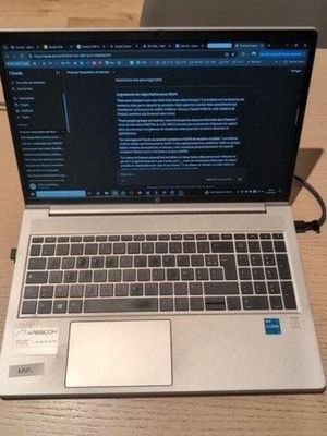 1 PC portable HP Probook 650G8 (année 2022) avec chargeur (Ref. 8) - Photo 1