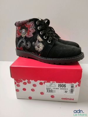 Paire de chaussures CATIMINI, P.