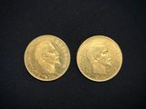 deux souverains d'or, l'un à l'effigie d'un homme et l'autre à celle d'une femme