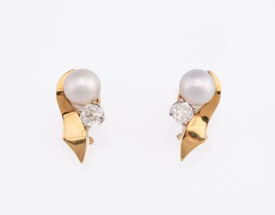 Boucles d'oreilles en or, perles de culture et diamants - Photo 1