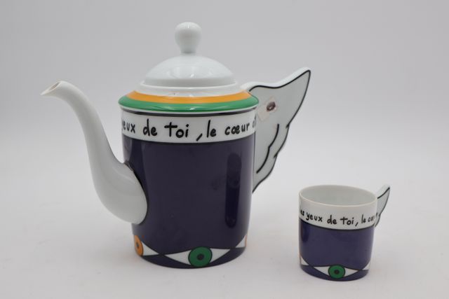Castelbajac : théière et une tasse en porcelaine