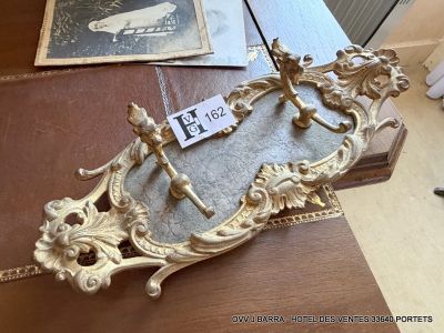 Support de porte-plume de style Louis XV en laiton doré