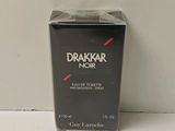 une photo d'un coffret de l'eau de Cologne Drakkar Noir