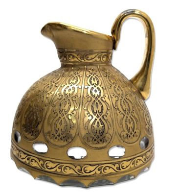 Carafe en cristal taillé gravé et doré à motifs orientaux en…