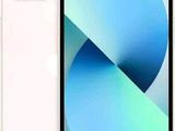 Une image du nouvel iPhone 11 est présentée en blanc