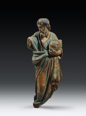 l'image d'une statue d'un homme tenant un bébé dans ses bras