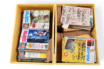 une caisse en bois remplie de magazines et encore de magazines