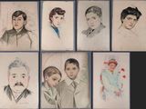 six dessins au crayon de couleur représentant un homme, une femme et un enfant