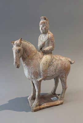 CAVALIER ET SON CHEVAL en terre cuite (manques, accidents et…
