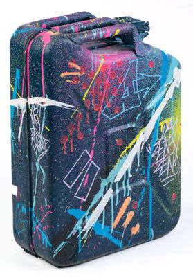 ZENOY (1974-). Bidon peint, signé.