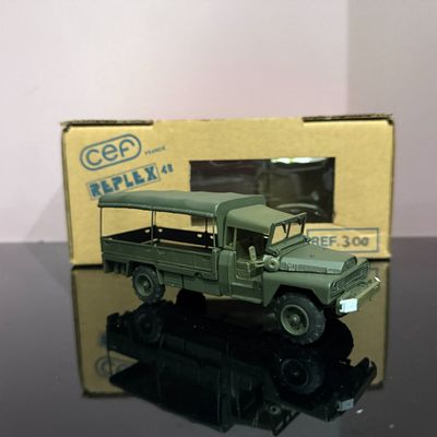 Engin Militaire miniature CEF REPLEX Ref 300 Acmat 6 roues K…