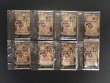 gros plan d'un jeu de cartes sur une table