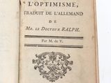 un vieux livre avec l'image d'un homme dessus