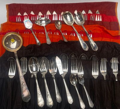 Ménagère de couverts (80 pièces) en métal argenté modèle de …