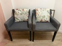Paire de fauteuils en tissu gris sur piètement en stratifié … (photo 2)