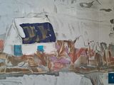 une peinture sur le mur d'un immeuble qui a été repeint