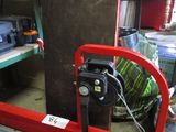 a machine that is sitting on a table in a room