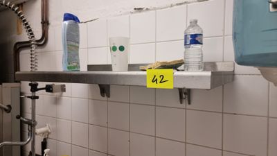 Etagère murale en inox. 80 x 40 cm