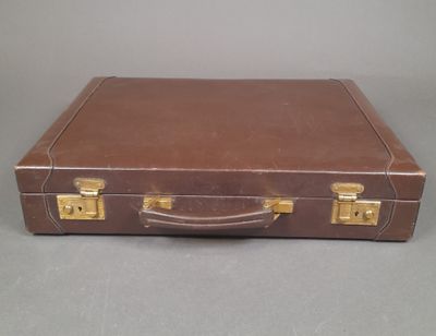 LANCEL, PARIS. Valise porte-documents à une poignée en cuir …
