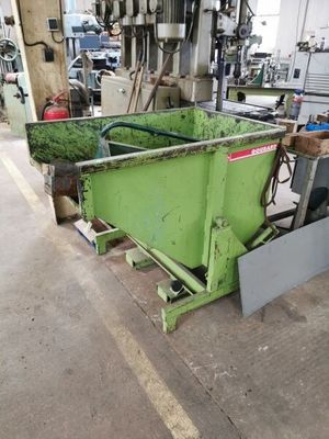 l'image d'une machine installée dans une pièce