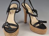 paire de sandales à plateforme en cuir noir pour femme, avec talon en bois
