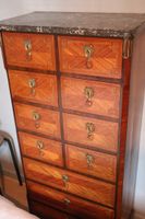 Chiffonier de style Louis XVI en bois de placage, à 11 tiroi… (photo 4)